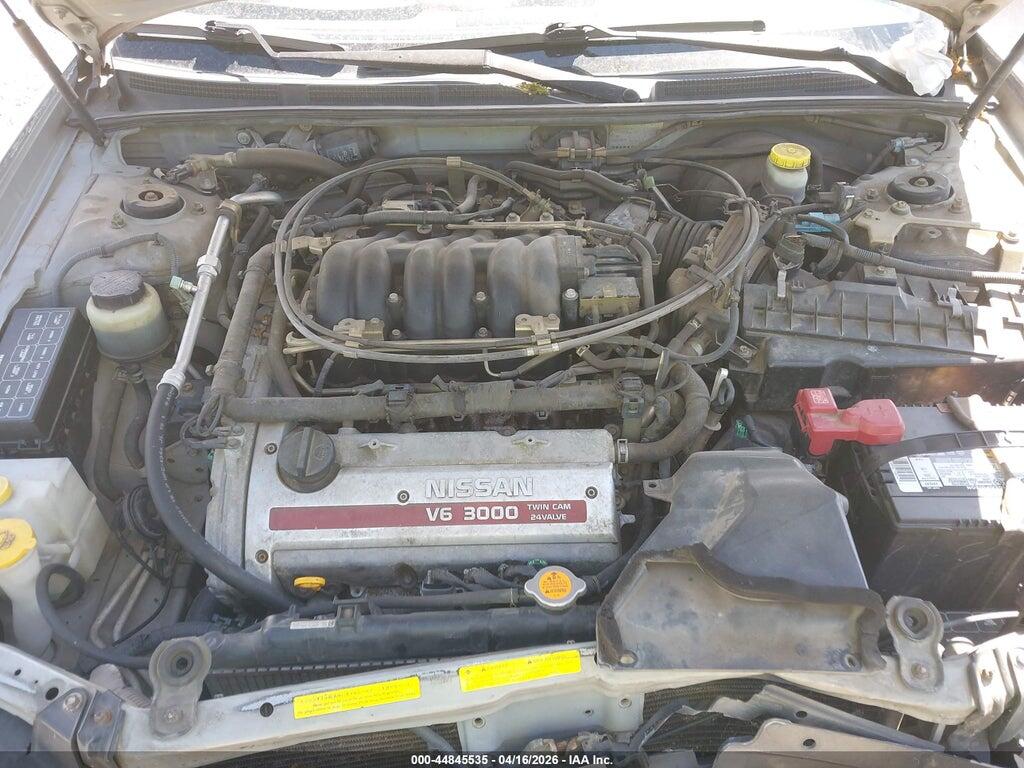 JN1CA31D81T824683 2001 NISSAN MAXIMA photo no. 10