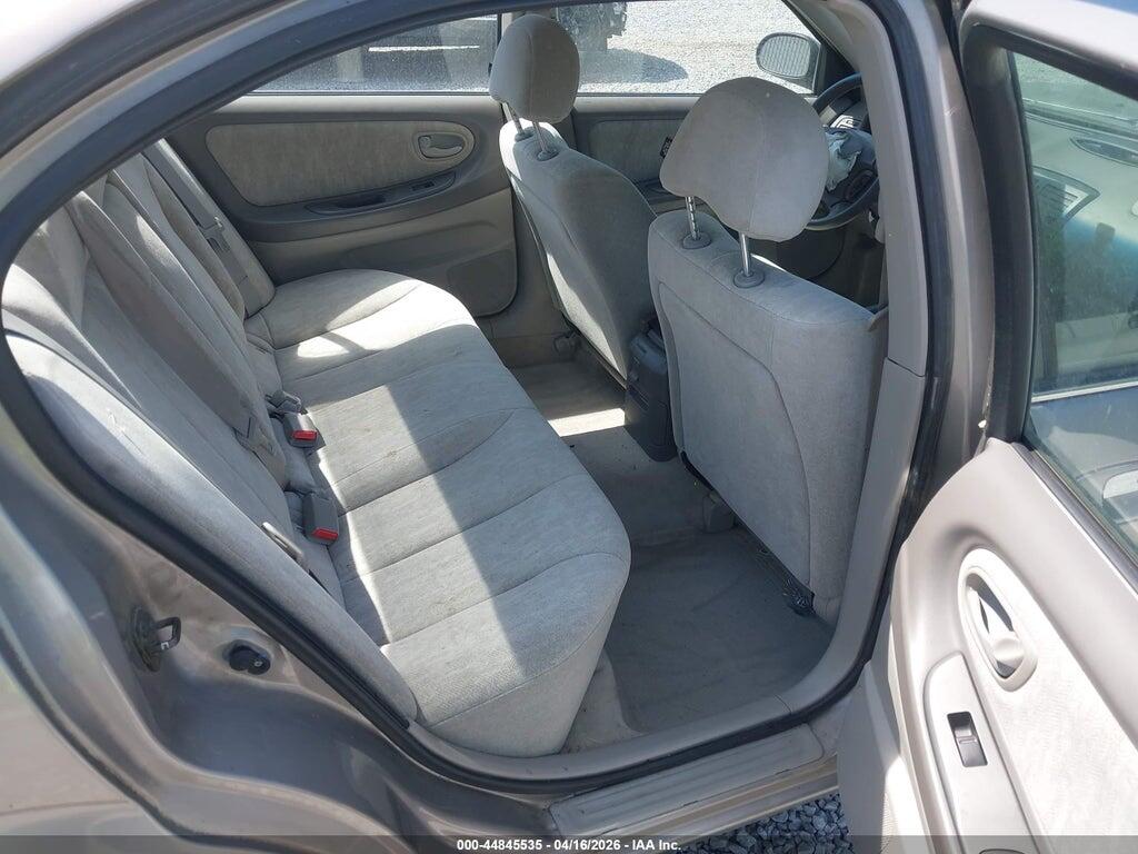 JN1CA31D81T824683 2001 NISSAN MAXIMA photo no. 8