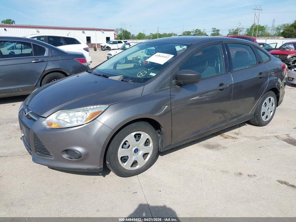 1FAHP3E27CL429073 2012 FORD FOCUS photo no. 2