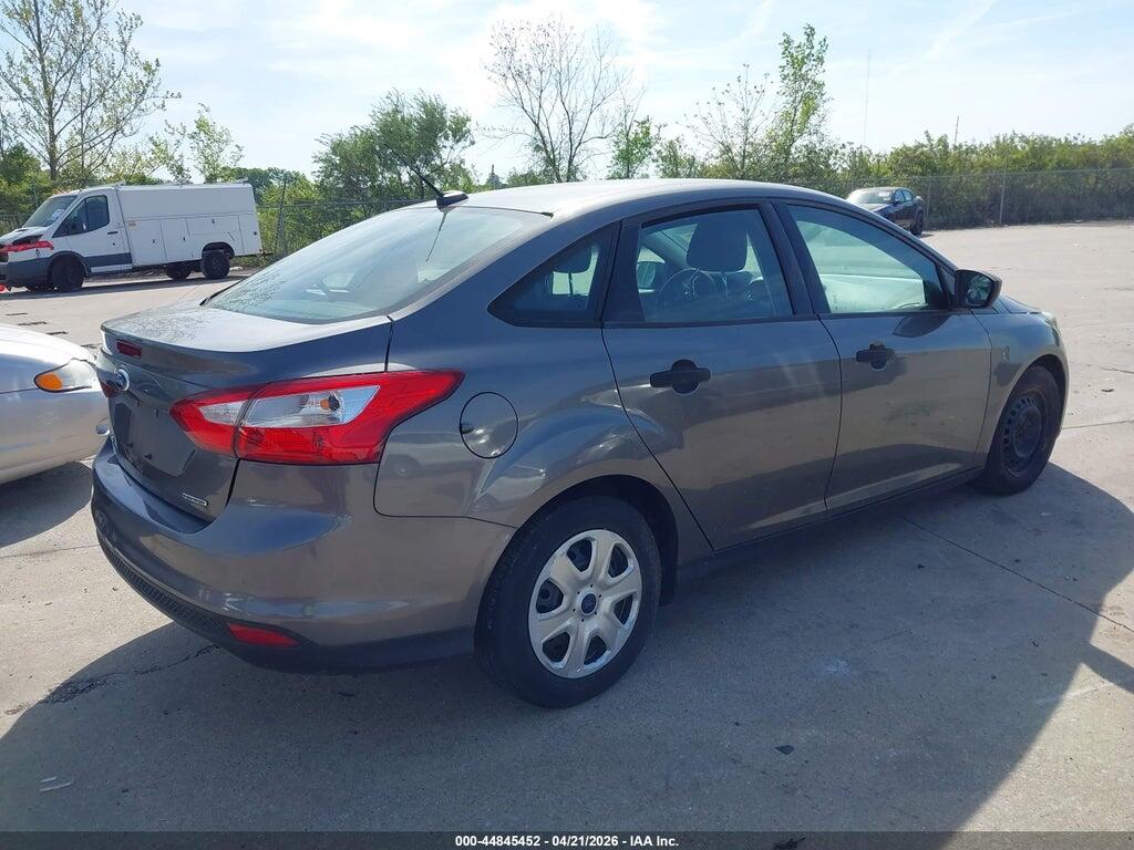 1FAHP3E27CL429073 2012 FORD FOCUS photo no. 4