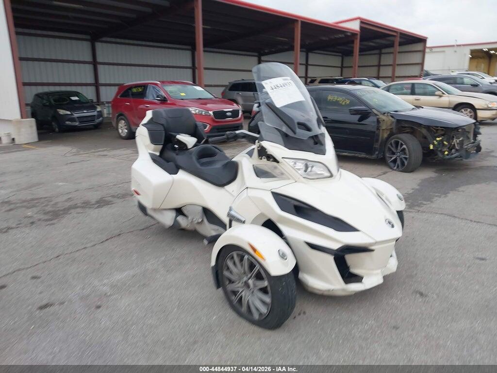 2BXNBDD29HV001465 2017 CAN-AM SPYDER ROADSTER photo no. 1