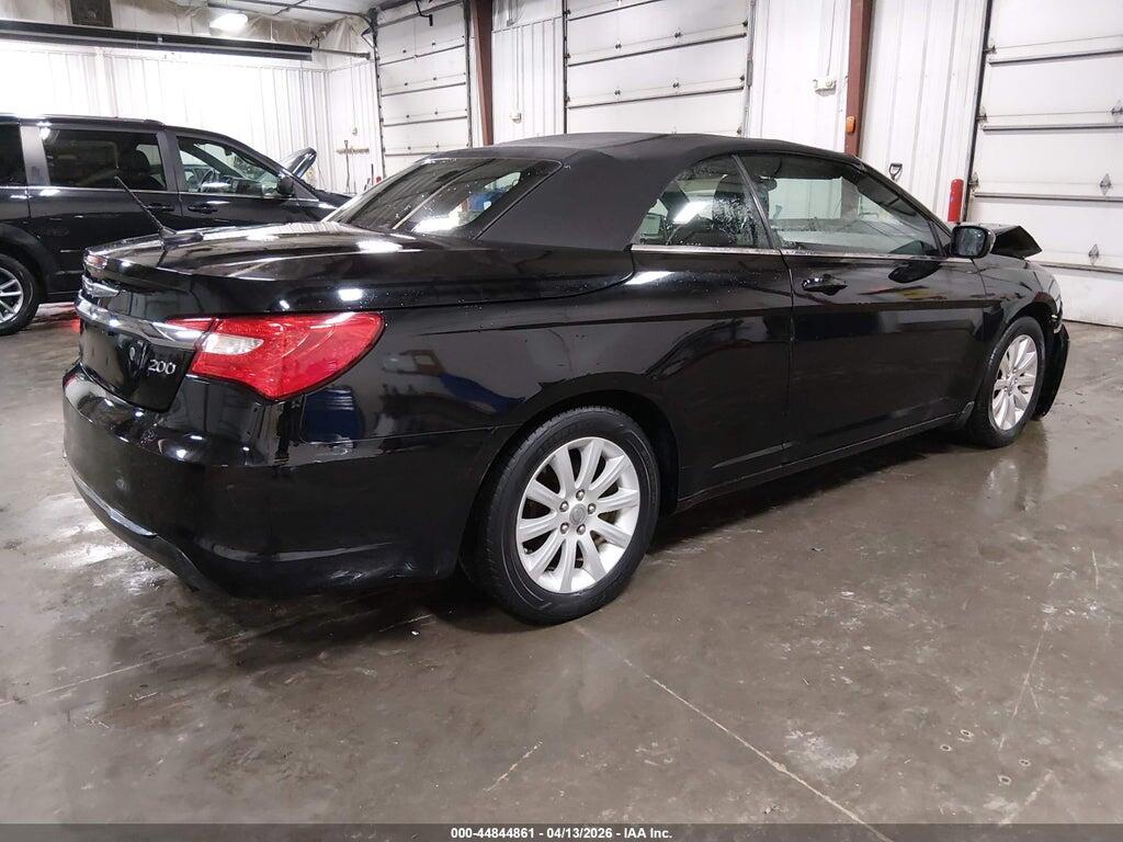 1C3BCBEBXEN158236 2014 CHRYSLER 200 photo no. 4