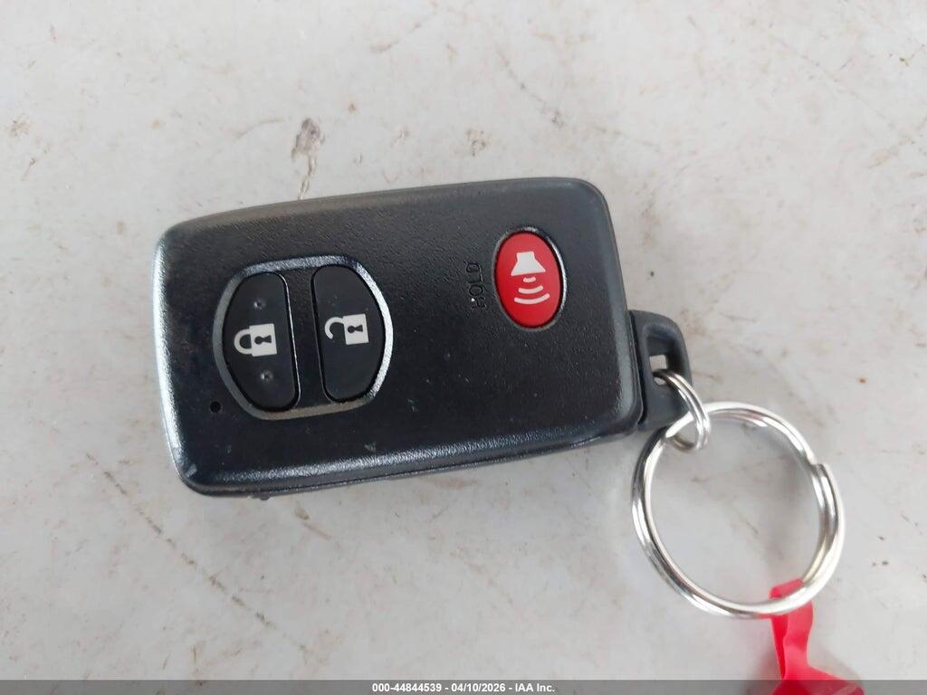 JTDZN3EU3D3223160 2013 TOYOTA PRIUS V photo no. 11