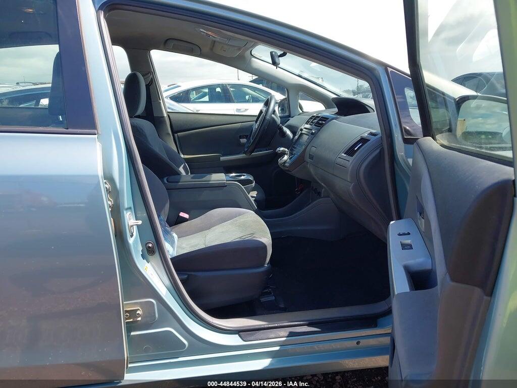 JTDZN3EU3D3223160 2013 TOYOTA PRIUS V photo no. 5
