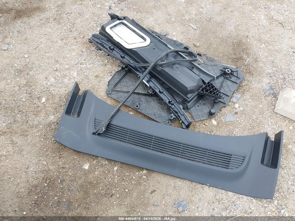 7SAYGDEE2TA666275 2026 TESLA MODEL Y photo no. 11