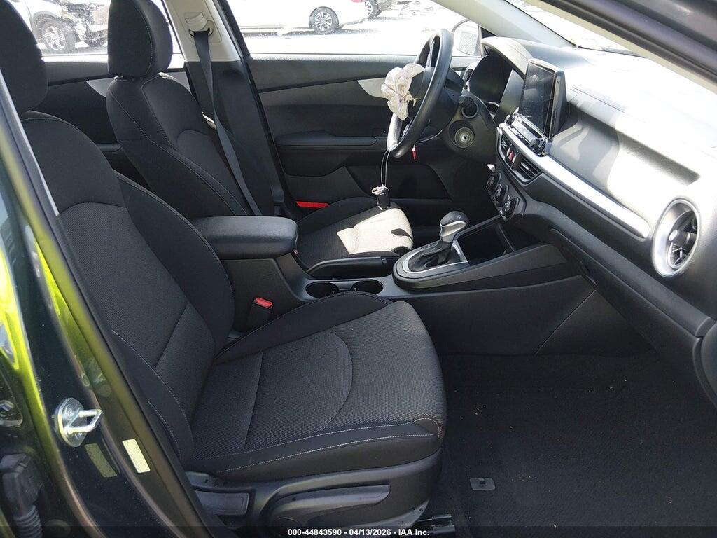 3KPF24AD4PE653428 2023 KIA FORTE photo no. 5