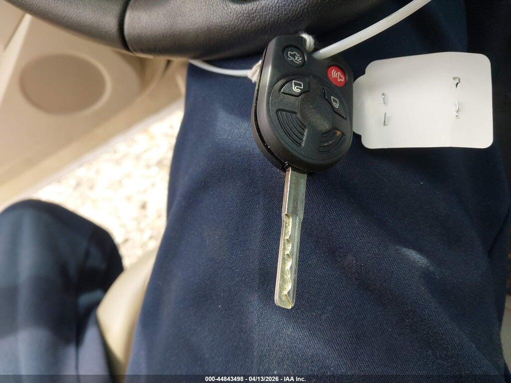 1FMCU9HD4JUC78998 2018 FORD ESCAPE photo no. 11