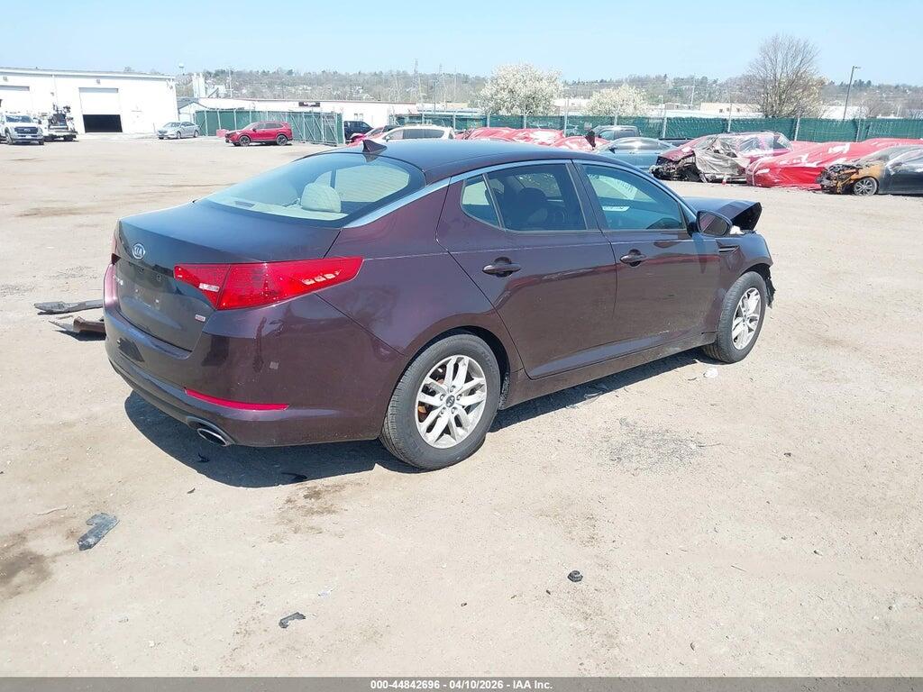 KNAGM4A78B5173550 2011 KIA OPTIMA photo no. 4