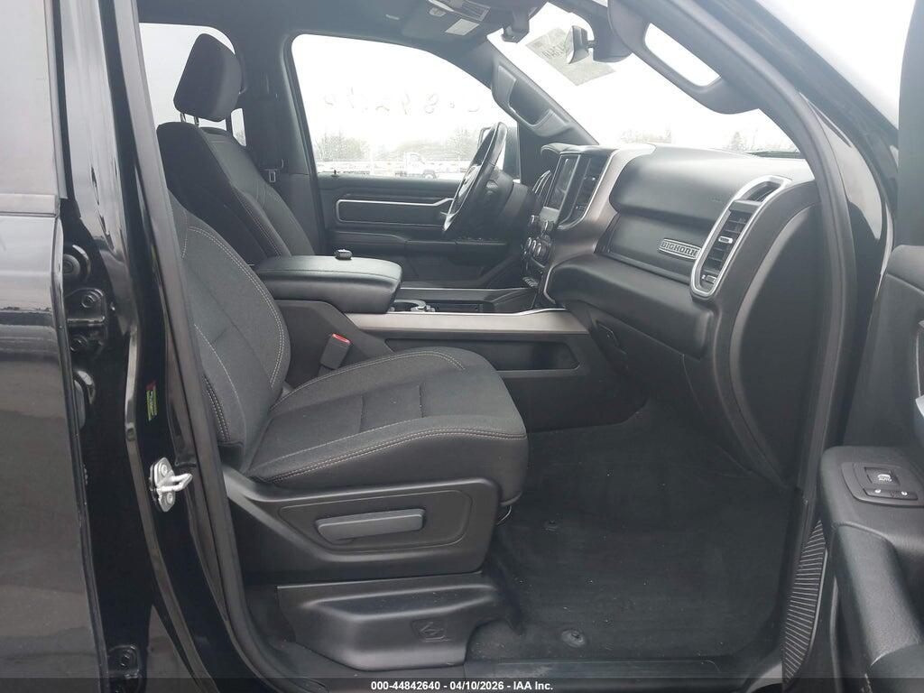 1C6RRFFG4KN871436 2019 RAM 1500 photo no. 5