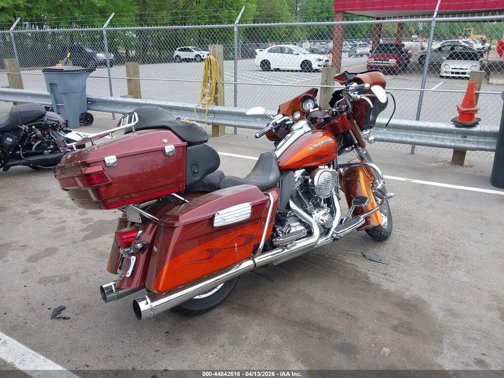 1HD1PR817AB952418 2010 HARLEY-DAVIDSON FLHTCUSE5 photo no. 4