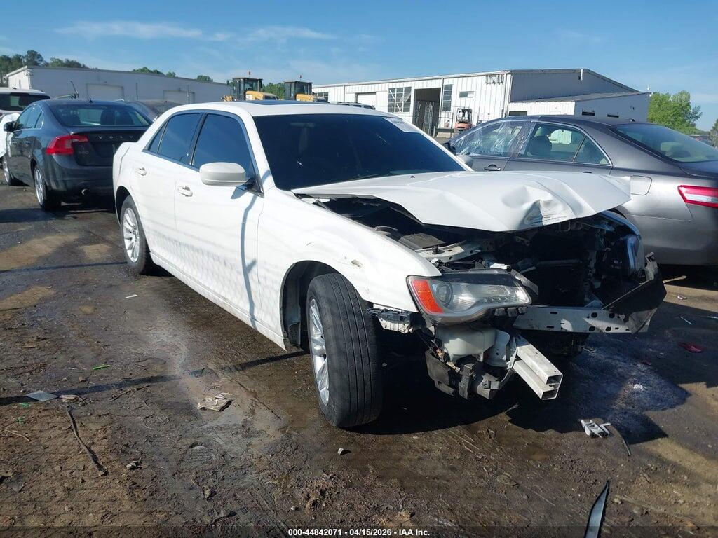 2C3CCAAG6DH735819 2013 CHRYSLER 300 photo no. 1