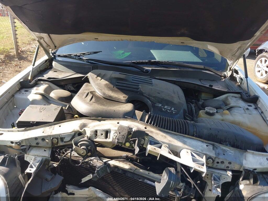 2C3CCAAG6DH735819 2013 CHRYSLER 300 photo no. 10