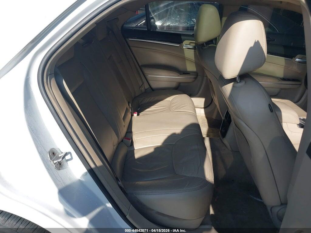 2C3CCAAG6DH735819 2013 CHRYSLER 300 photo no. 8