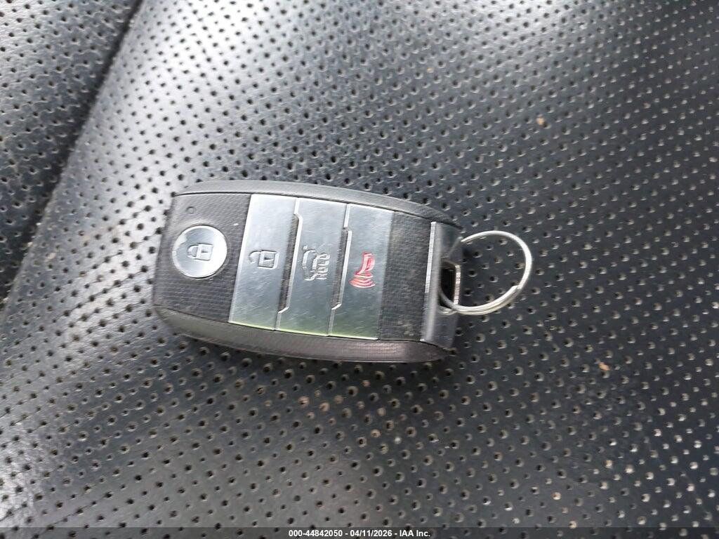 KNDPN3AC8H7225523 2017 KIA SPORTAGE photo no. 11