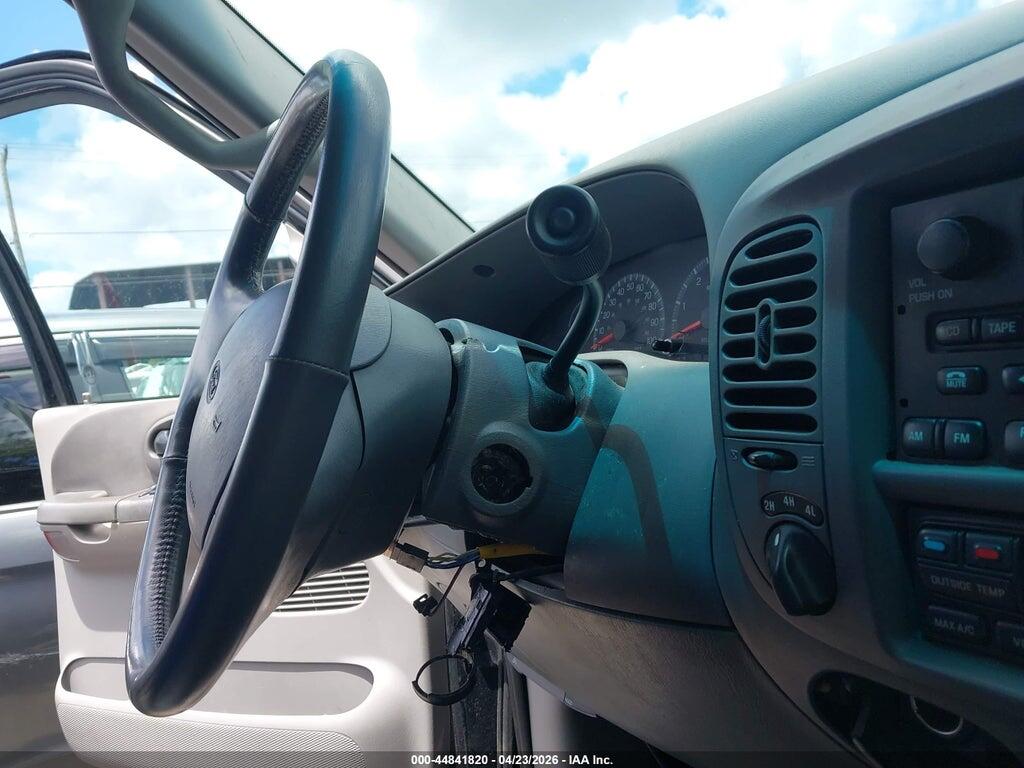 1FTRW08L92KB11402 2002 FORD F-150 photo no. 6