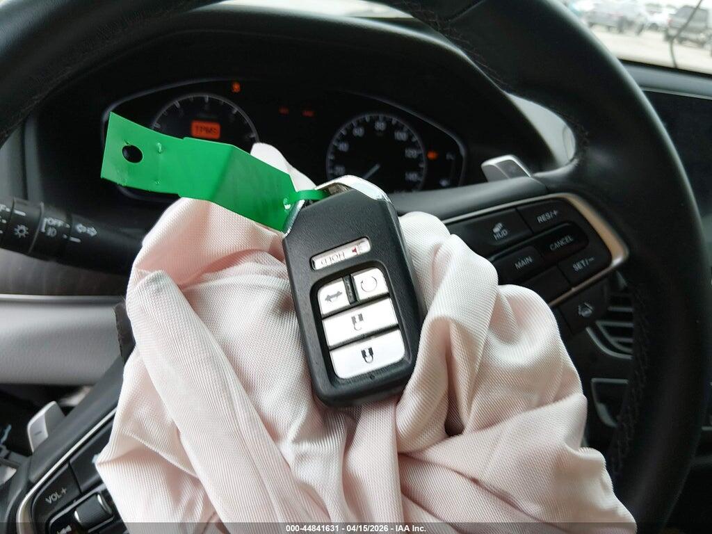 1HGCV2F96JA007130 2018 HONDA ACCORD photo no. 11