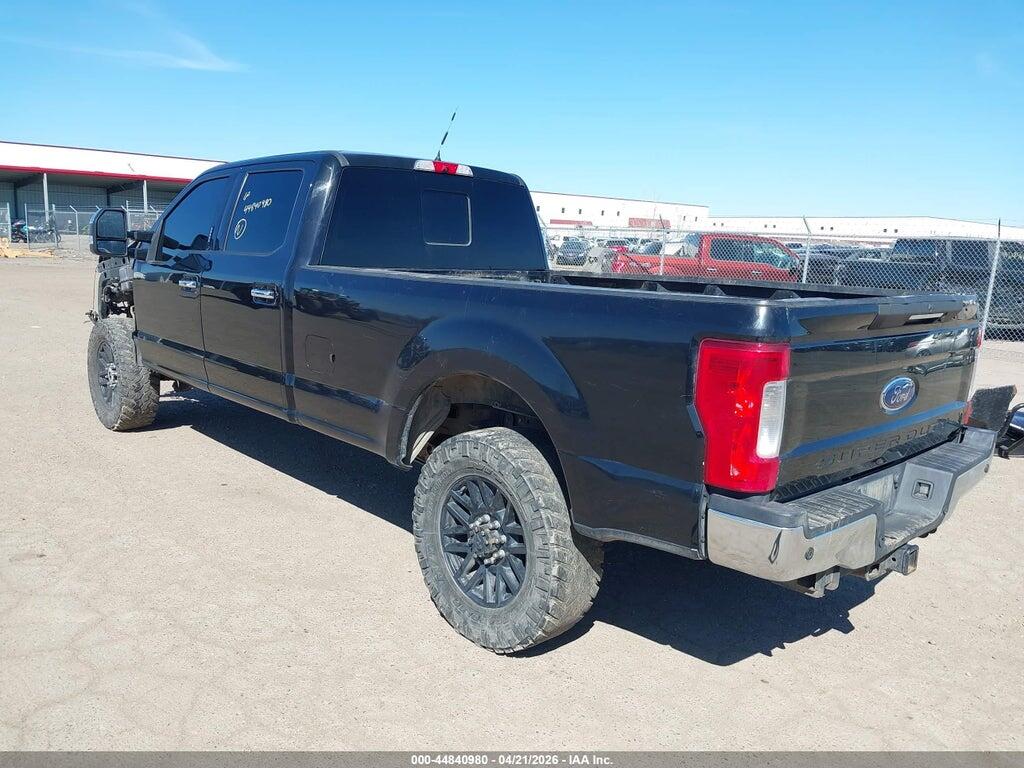 1FT8W3BT9KEE12692 2019 FORD F-350 photo no. 3