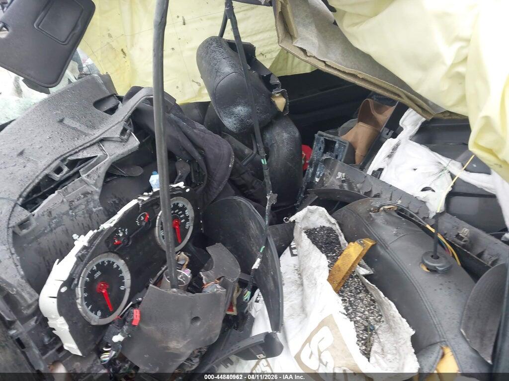 1FMCU04158KE50629 2008 FORD ESCAPE photo no. 5