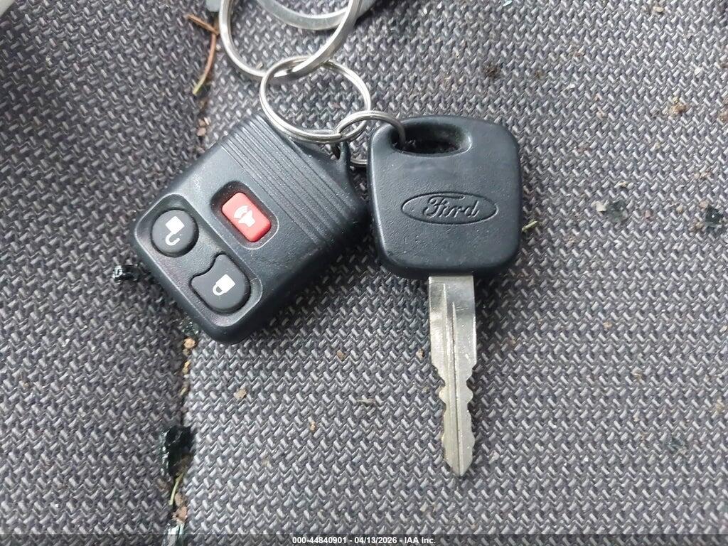 1FMCU041X2KB00422 2002 FORD ESCAPE photo no. 11