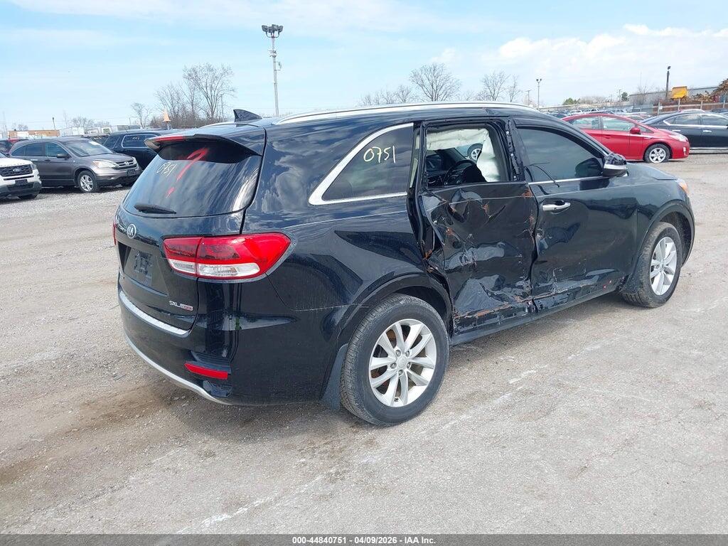 5XYPKDA13GG041735 2016 KIA SORENTO photo no. 4