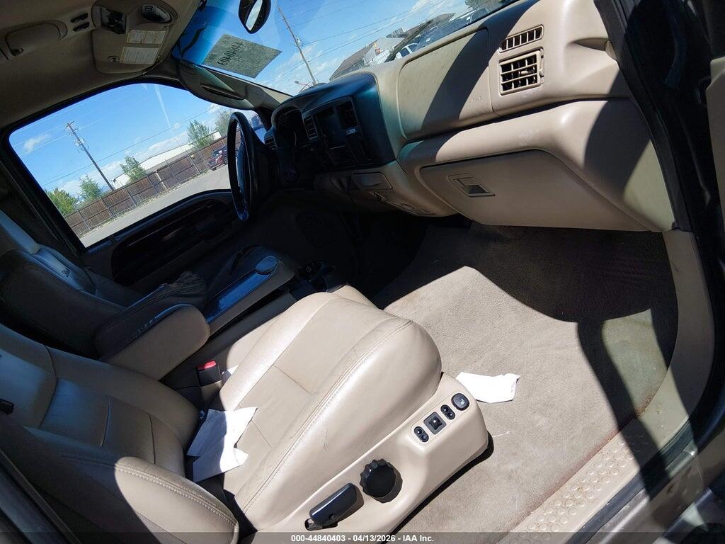 1FMNU43S05EB14116 2005 FORD EXCURSION photo no. 5