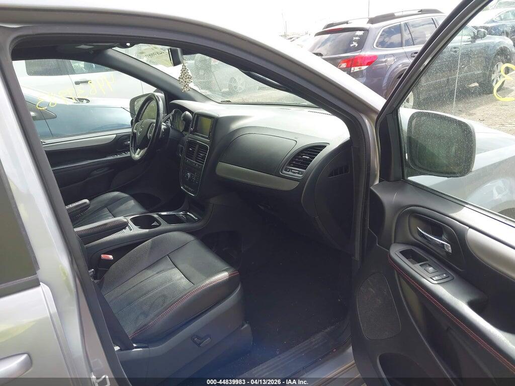 2C4RDGEG8KR739944 2019 DODGE GRAND CARAVAN photo no. 5
