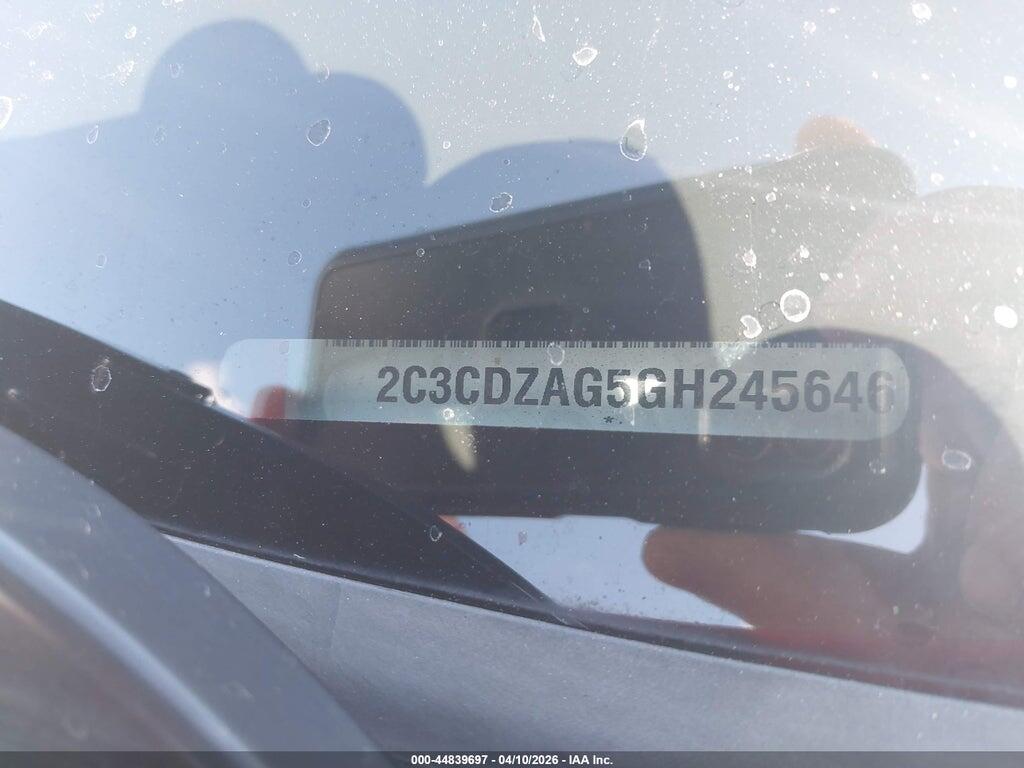 2C3CDZAG5GH245646 2016 DODGE CHALLENGER photo no. 9