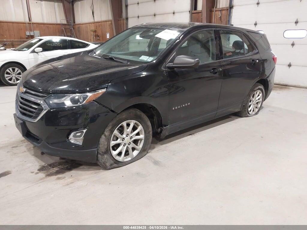 2GNAXREV9J6220407 2018 CHEVROLET EQUINOX photo no. 2
