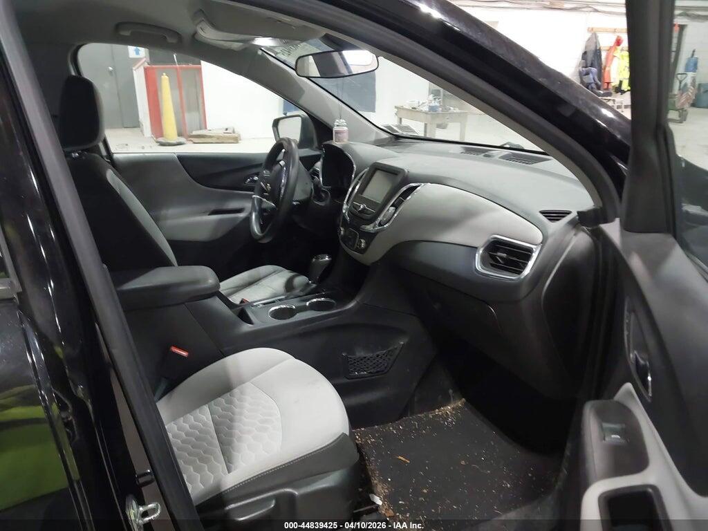 2GNAXREV9J6220407 2018 CHEVROLET EQUINOX photo no. 5