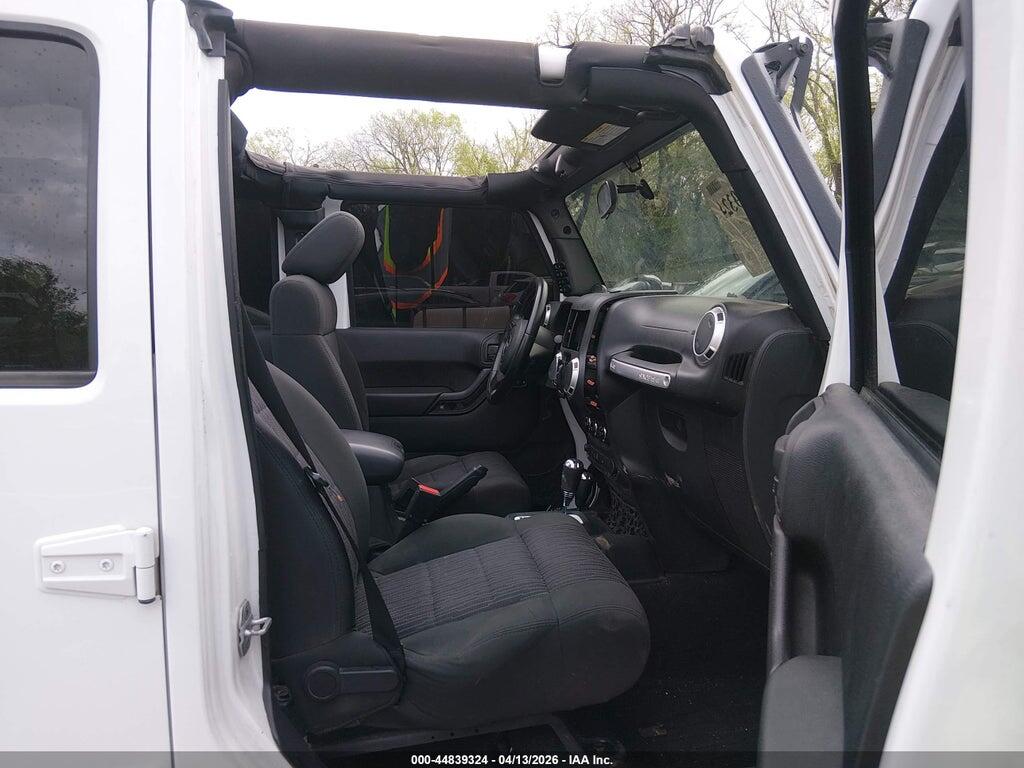 1C4BJWEG5CL183834 2012 JEEP WRANGLER UNLIMITED photo no. 5