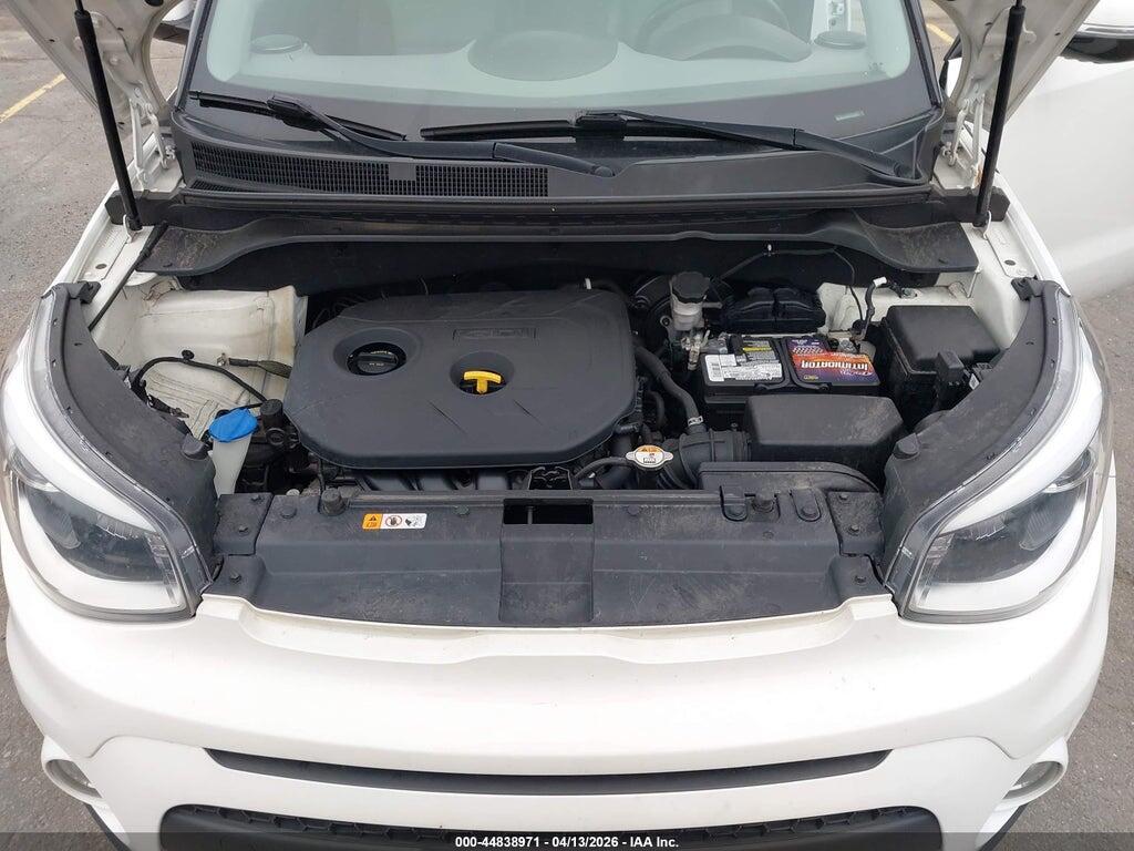 KNDJP3A58H7420944 2017 KIA SOUL photo no. 10