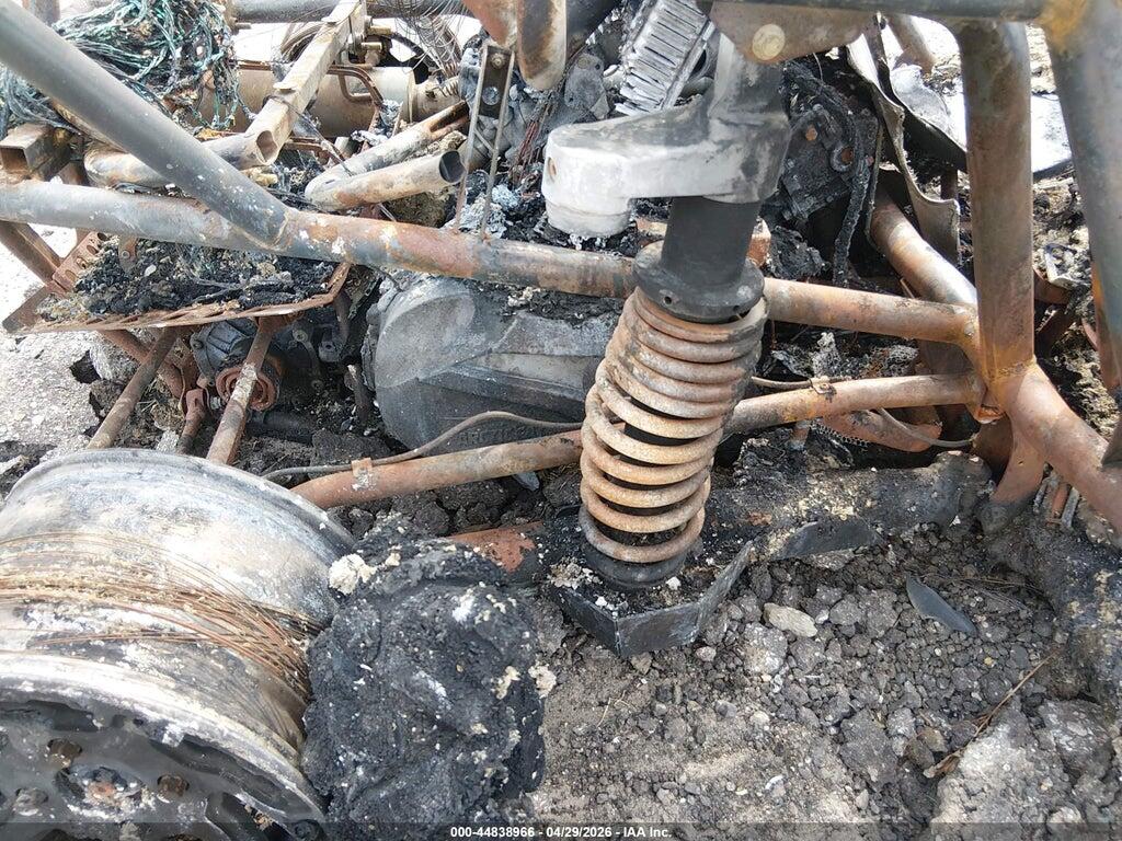 4UF15MPV6FT308157 2015 ARCTIC CAT 951CC photo no. 8