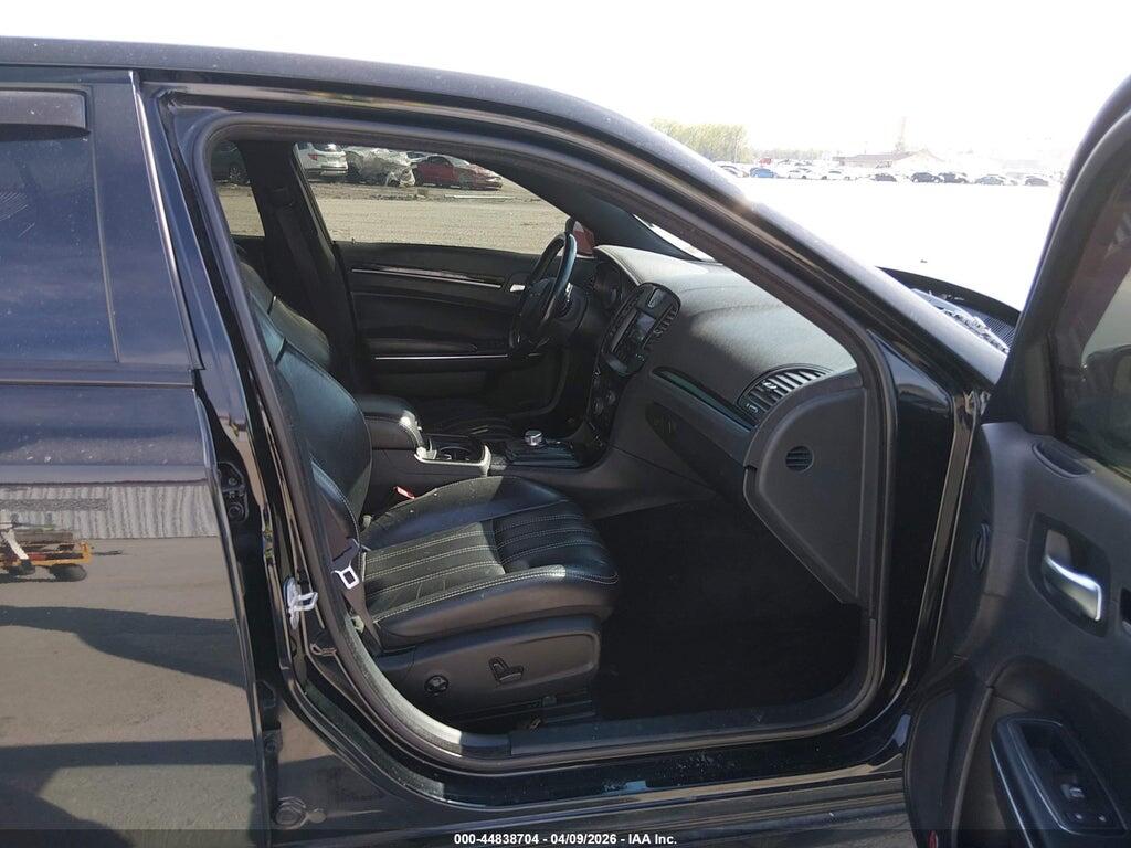 2C3CCAGG6HH597616 2017 CHRYSLER 300 photo no. 5