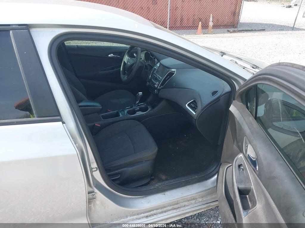 3G1BE6SM2JS571375 2018 CHEVROLET CRUZE photo no. 5