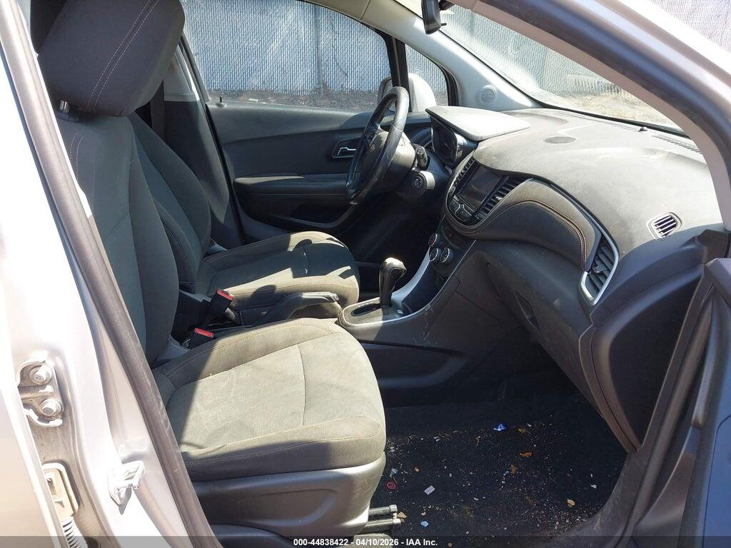 KL7CJKSBXLB027863 2020 CHEVROLET TRAX photo no. 5