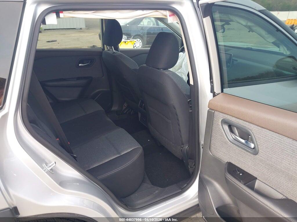 5N1BT3BB3NC675715 2022 NISSAN ROGUE photo no. 8