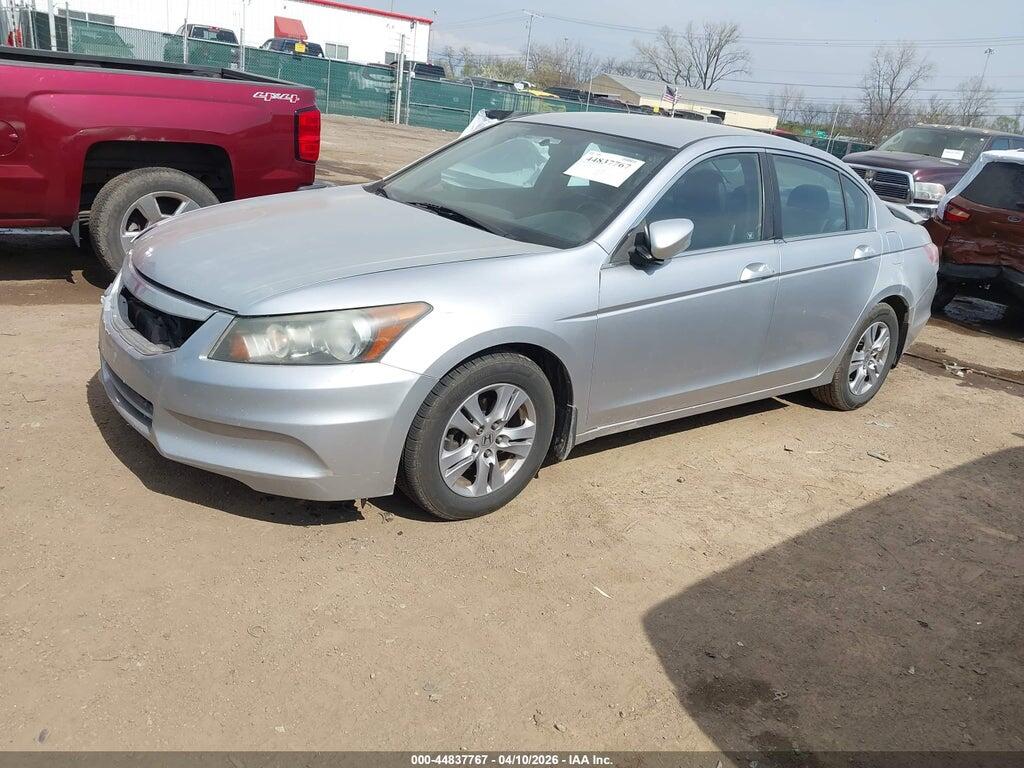 1HGCP2F69BA016230 2011 HONDA ACCORD photo no. 2