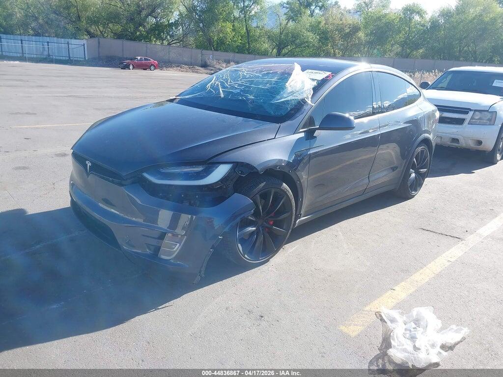 5YJXCAE43GFS00745 2016 TESLA MODEL X photo no. 2