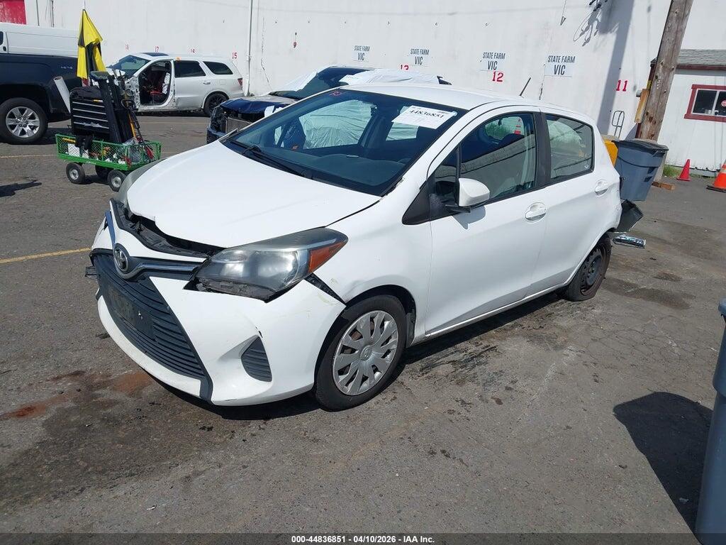 VNKKTUD34FA046128 2015 TOYOTA YARIS photo no. 2