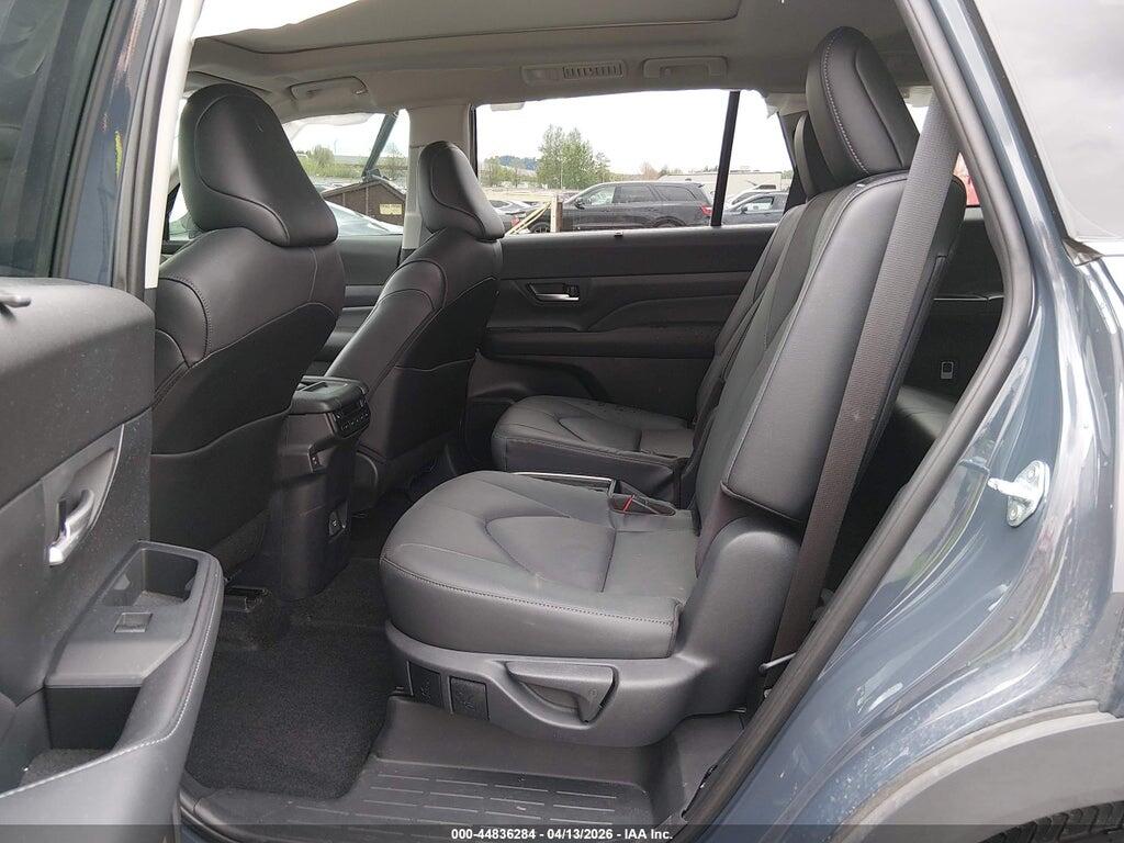 5TDAAAB55RS030766 2024 TOYOTA GRAND HIGHLANDER photo no. 8