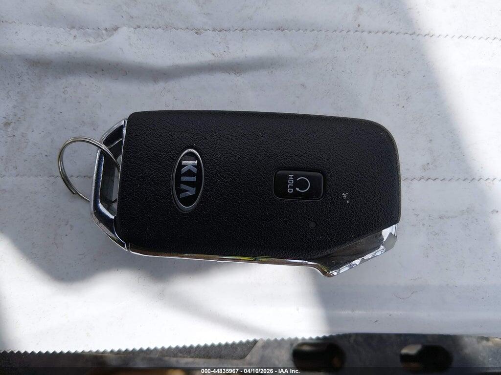 KNDJ33AU4M7127619 2021 KIA SOUL photo no. 11