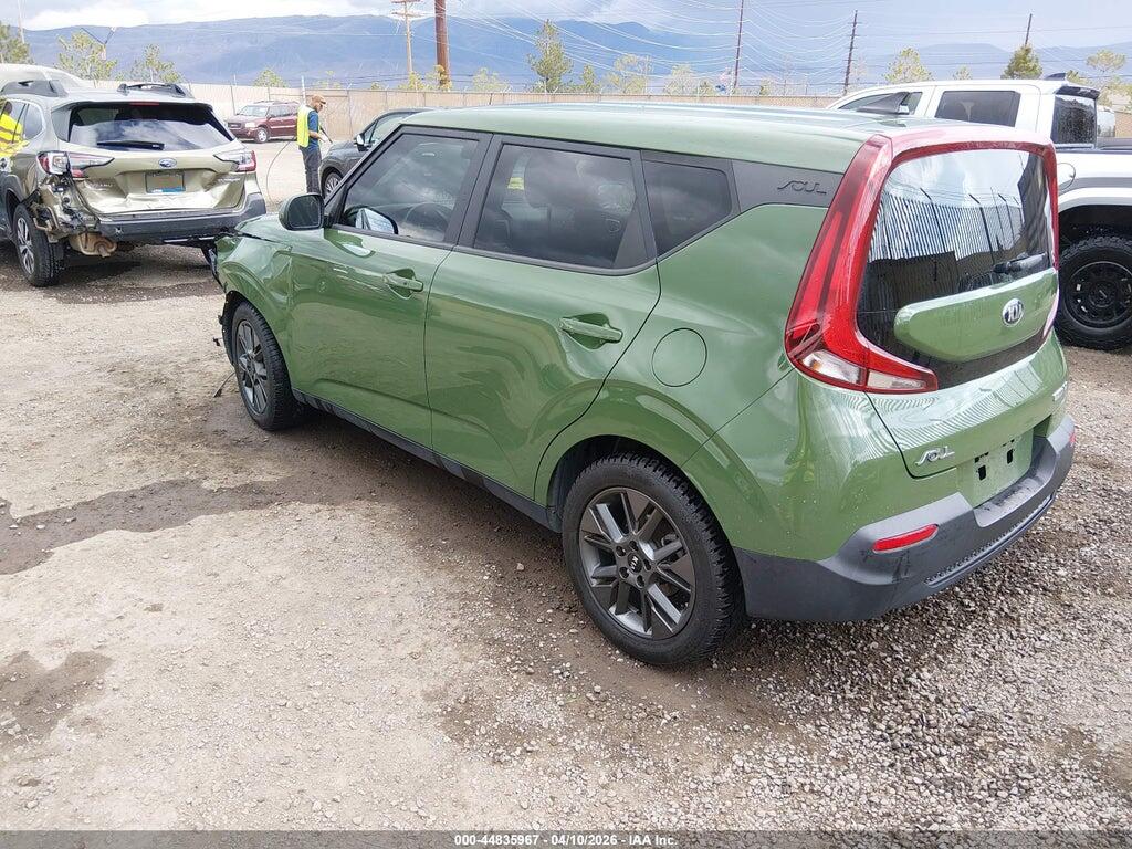 KNDJ33AU4M7127619 2021 KIA SOUL photo no. 3