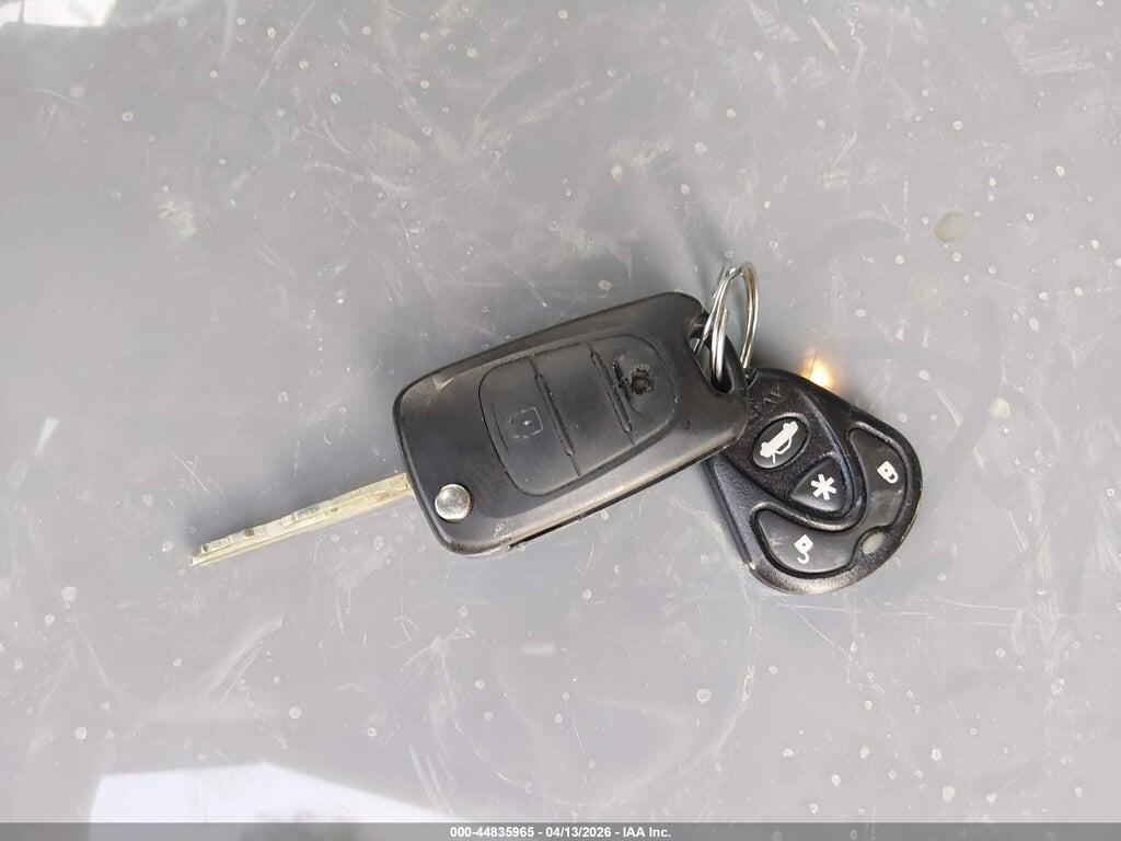 KNDJT2A26B7294876 2011 KIA SOUL photo no. 11