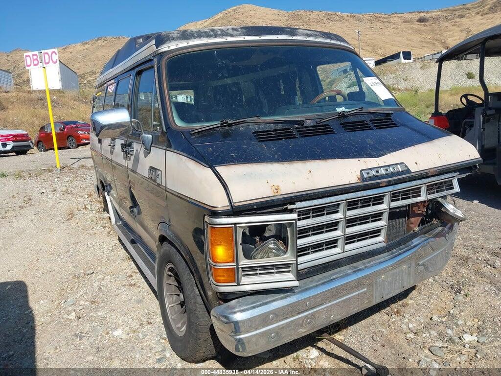 2B6FB13Y6JK124094 1988 DODGE RAM VAN photo no. 1