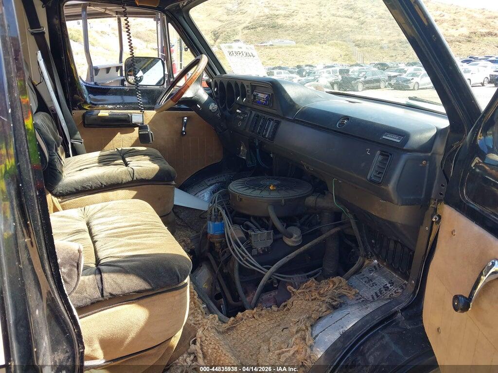 2B6FB13Y6JK124094 1988 DODGE RAM VAN photo no. 5