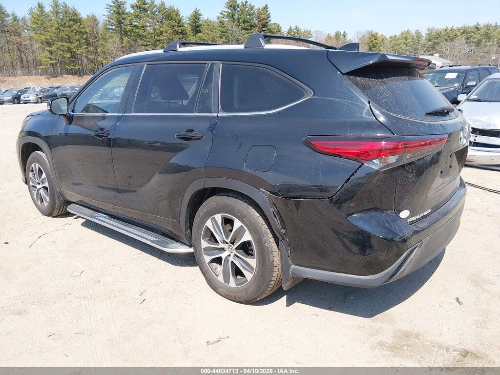 5TDKDRBH9PS503358 2023 TOYOTA HIGHLANDER photo no. 3