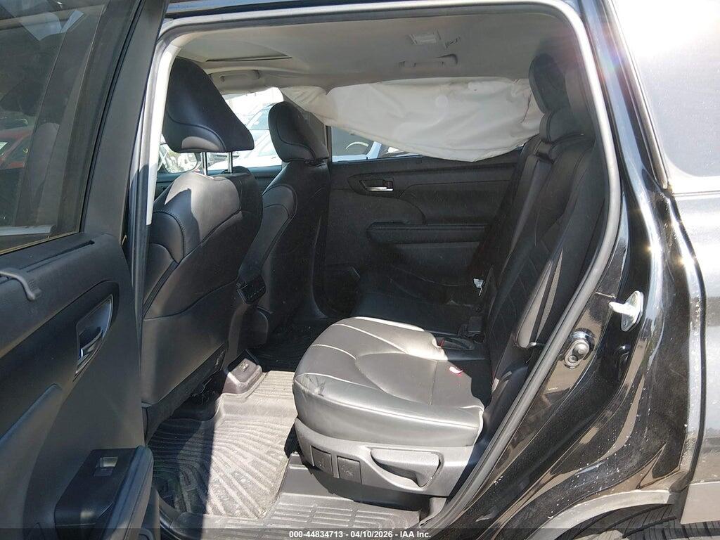 5TDKDRBH9PS503358 2023 TOYOTA HIGHLANDER photo no. 8