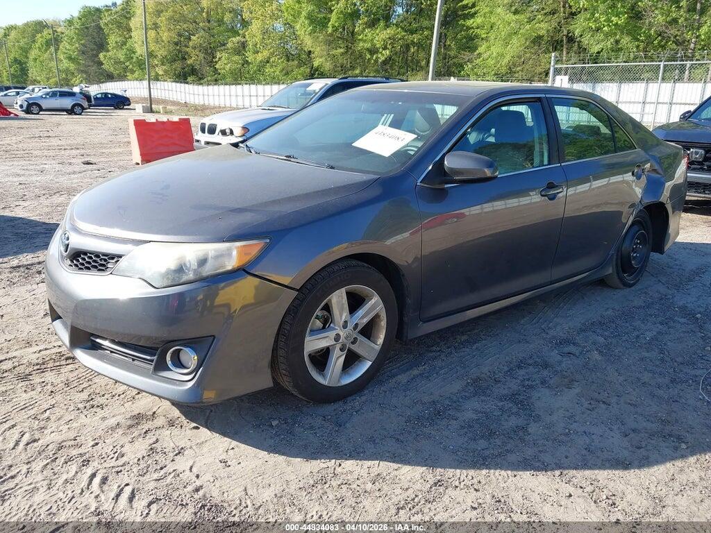 4T1BF1FK7DU715342 2013 TOYOTA CAMRY photo no. 2