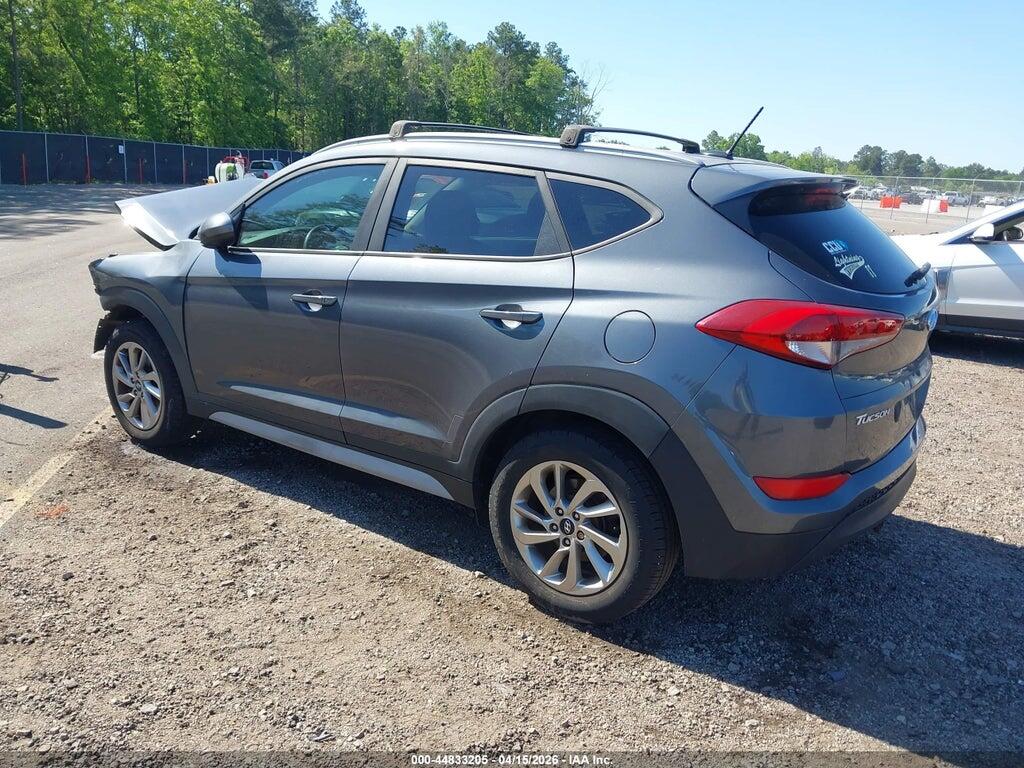KM8J33A4XHU477307 2017 HYUNDAI TUCSON photo no. 3