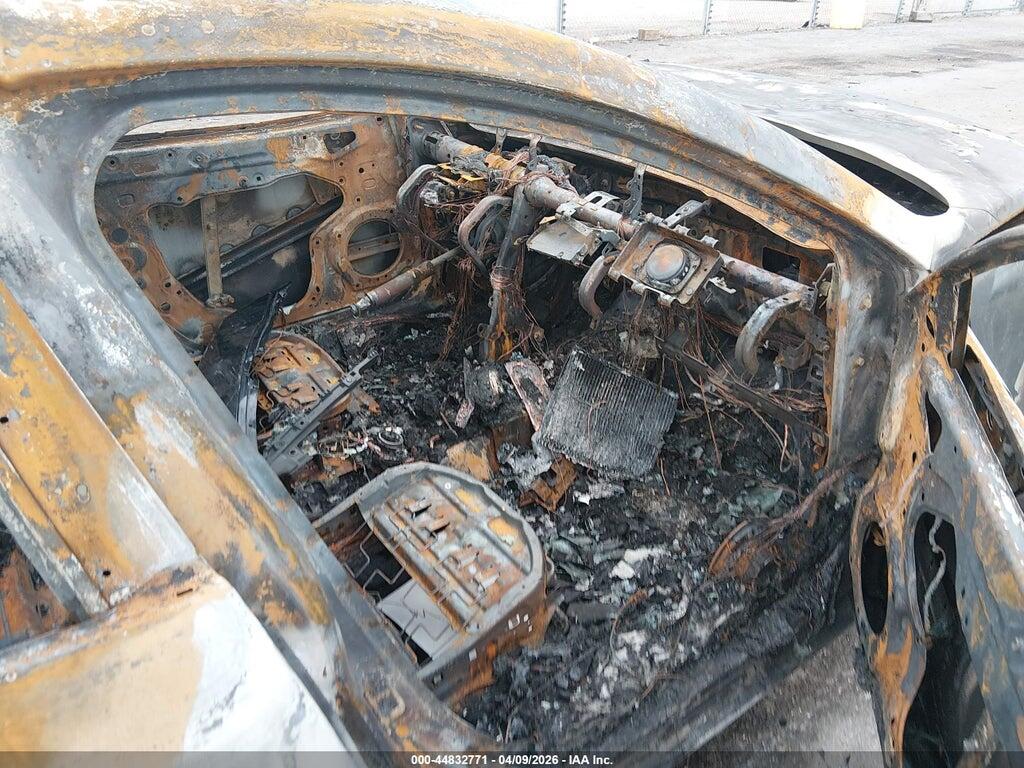 JM1BN1V79H1109682 2017 MAZDA MAZDA3 photo no. 5
